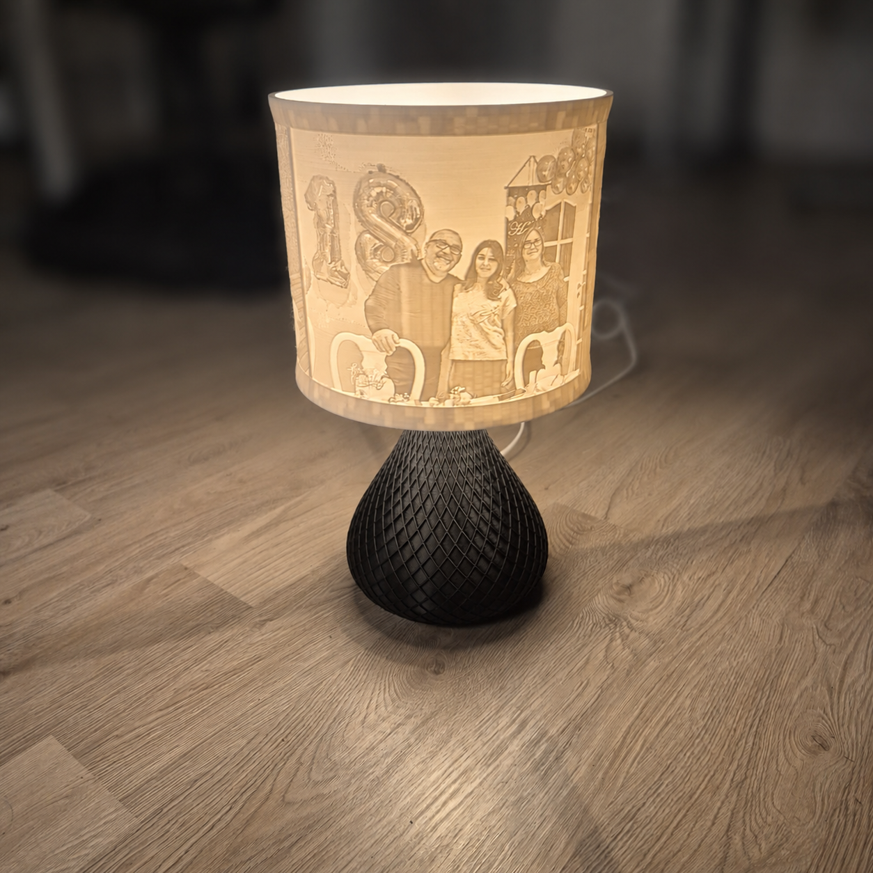 Cylindrisk Litofan lampa - anpassad med 4-6 bilder